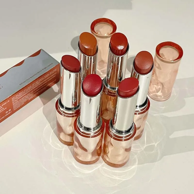 Beauty Without Makeup - Rouge à lèvres miroir léger, beau